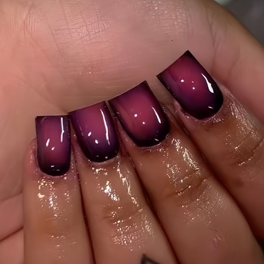 Nail Art French Nails - Short Square fake nails for women