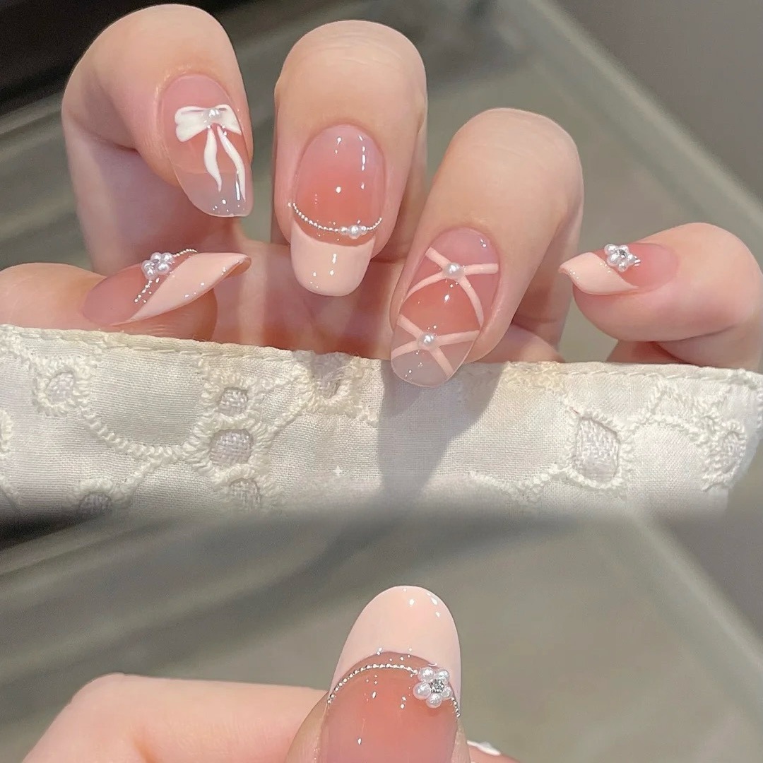 10Pcs White French Pink Heart  - огляд і ціна Nail Art French Nails