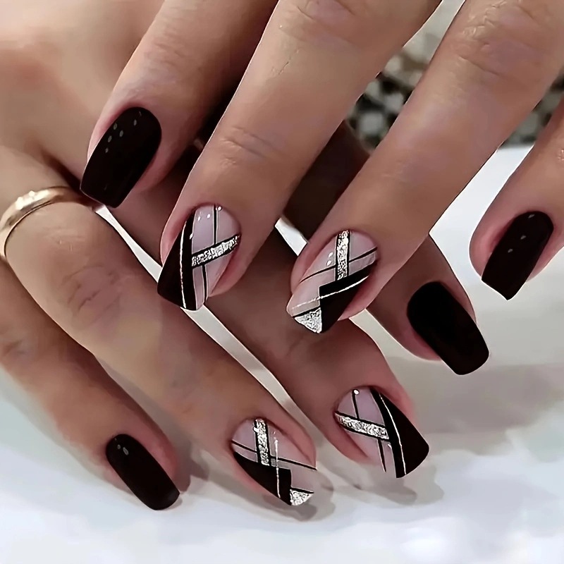 24Pcs Square Black Short Cover - огляд і ціна Nail Art Simple